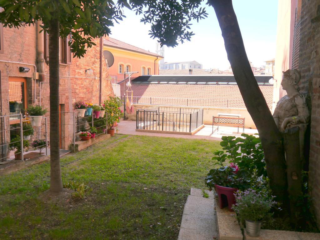 Break And Bed Bed & Breakfast Perugia Ngoại thất bức ảnh